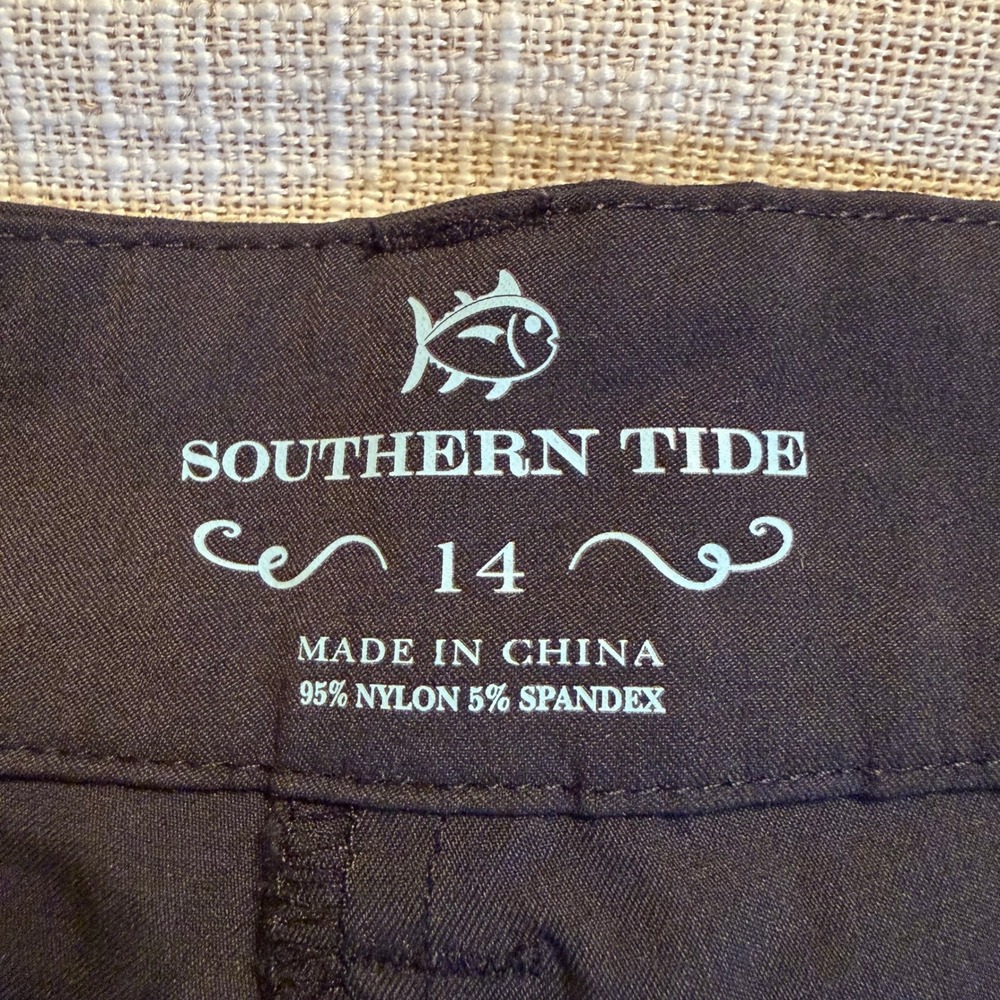 Southern Tide Womens Black Performance Golf Shorts Size 14 Stretch Skipjack Logo